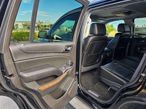 Used 2015 Chevrolet Tahoe LTZ AWD/4WD image 20