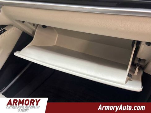 Used 2023 Kia Telluride EX w/ EX Captain's Chair Package image 46