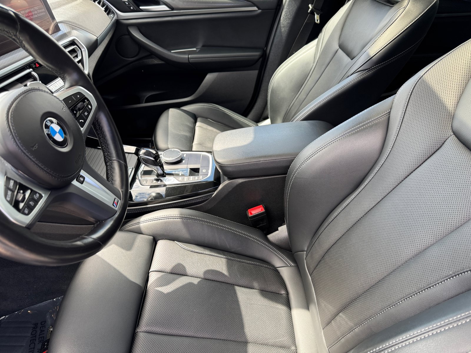Used 2023 BMW X4 xDrive30i AWD/4WD image 9