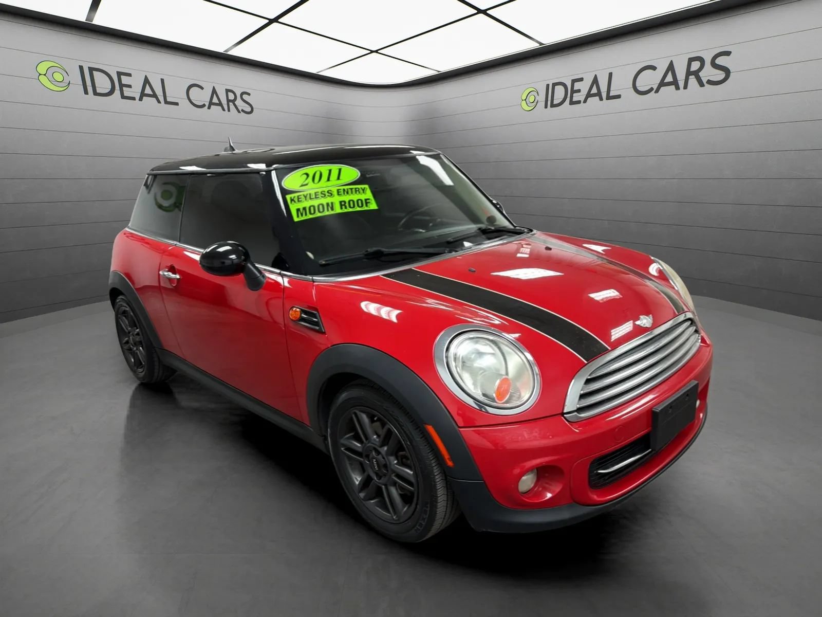 Used 2011 MINI Cooper Hardtop FWD image 3
