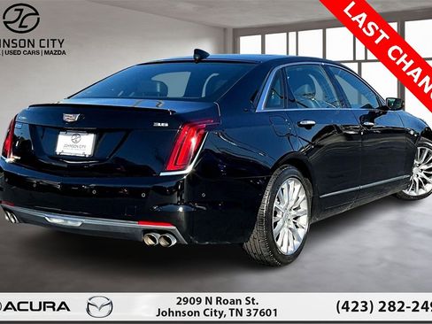 Used 2018 Cadillac CT6 Luxury image 2