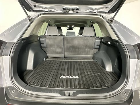 Used 2024 Toyota RAV4 XLE image 25