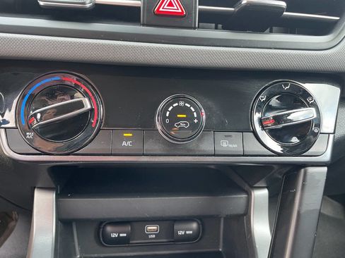 Used 2024 Kia Seltos LX image 40