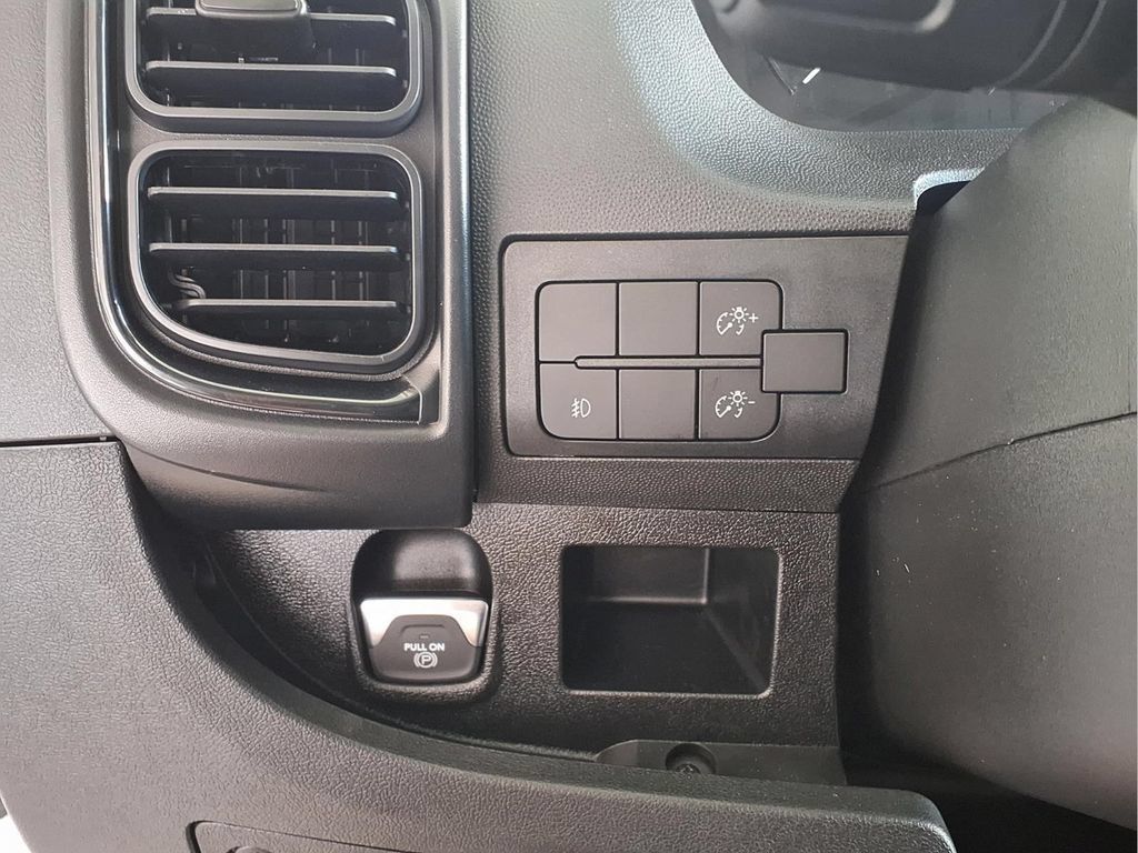 New 2026 RAM ProMaster 3500 w/ Convenience Group FWD image 8