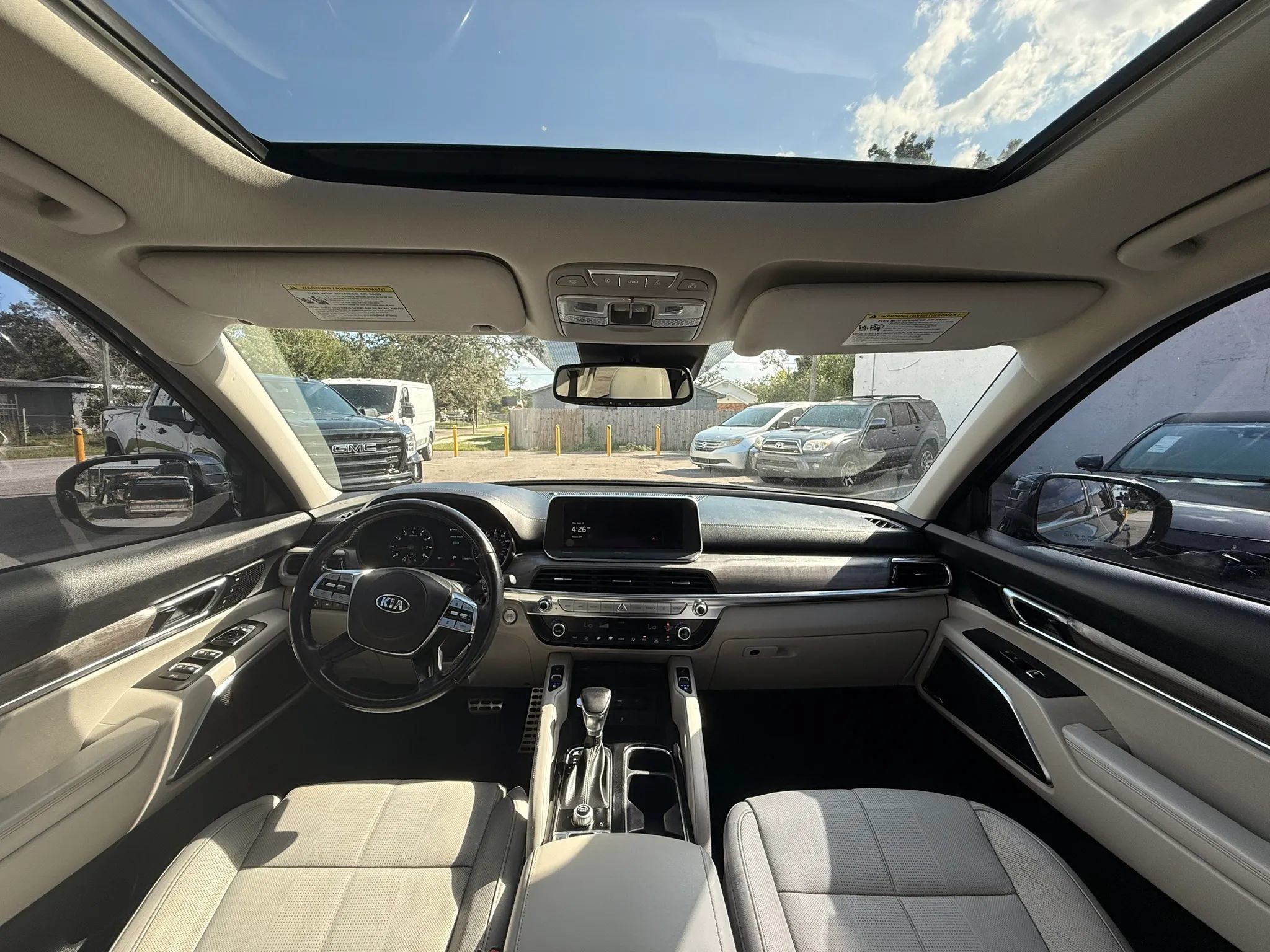 Used 2020 Kia Telluride SX FWD image 17
