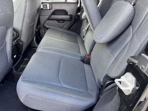 Used 2025 Jeep Wrangler Sahara w/ Safety Group image 11