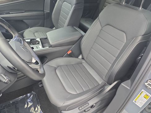 Used 2026 Volkswagen Atlas SEL AWD/4WD image 16