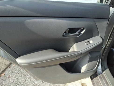 New 2025 Nissan Sentra S image 8