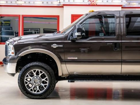 Used 2005 Ford F350 King Ranch AWD/4WD image 12
