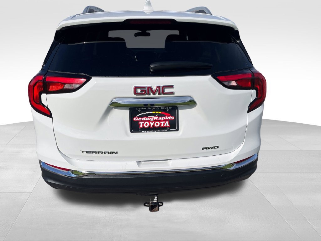 Used 2019 GMC Terrain SLT w/ Preferred Package AWD/4WD image 4