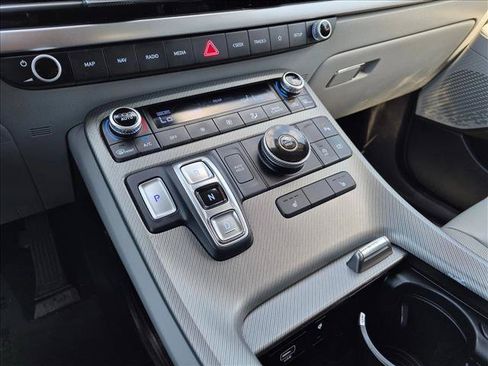 Used 2024 Hyundai Palisade SEL FWD image 12