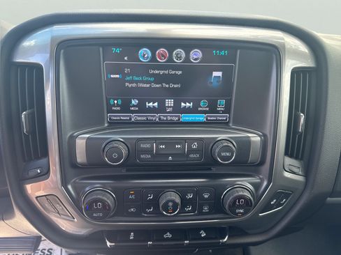 Used 2017 Chevrolet Silverado 3500 LT AWD/4WD image 16