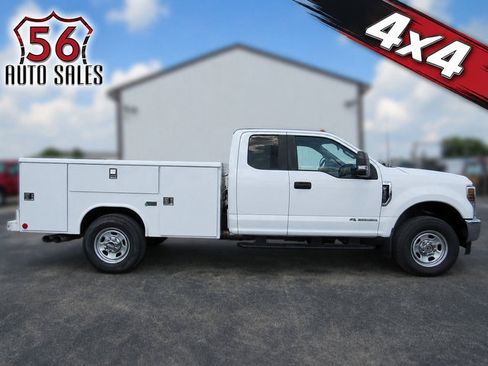 Used 2018 Ford F350 XL w/ Power Equipment Group AWD/4WD image 1