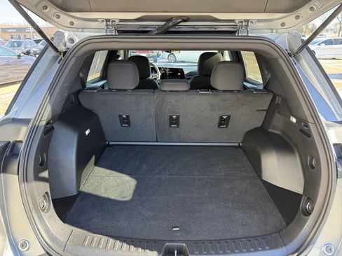 Used 2025 Chevrolet Equinox LT image 13