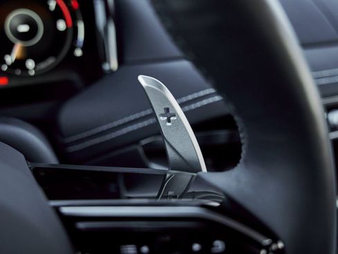 Used 2024 Aston Martin DB12 Coupe image 46