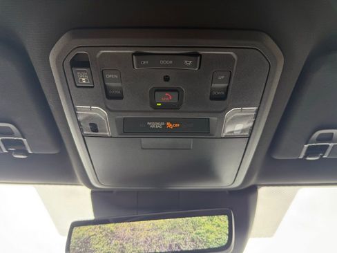 Used 2025 Toyota Tacoma TRD Sport w/ TRD Sport Premium Package image 35