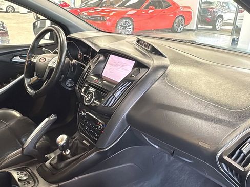 Used 2013 Ford Focus ST FWD image 9