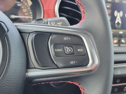 Used 2023 Jeep Wrangler Unlimited Rubicon 4xe AWD/4WD image 12