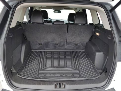 Used 2017 Ford Escape Titanium w/ Equipment Group 301A AWD/4WD image 26