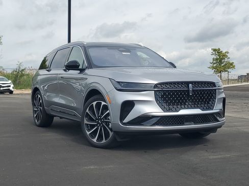 New 2026 Lincoln Nautilus Black Label AWD/4WD image 1
