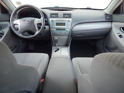 Used 2009 Toyota Camry Hybrid image 16