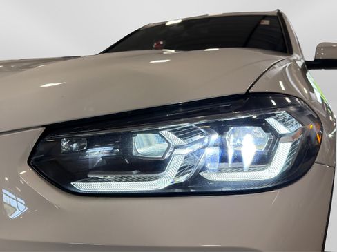 Used 2024 BMW X3 xDrive30i AWD/4WD image 14