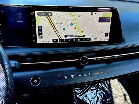 Used 2024 Nissan Ariya AWD image 19