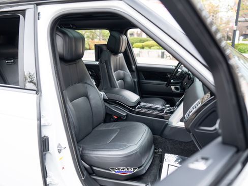 Used 2018 Land Rover Range Rover Long Wheelbase Supercharged AWD/4WD image 17