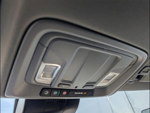 Used 2024 Chevrolet Silverado 1500 Custom Trail Boss image 18