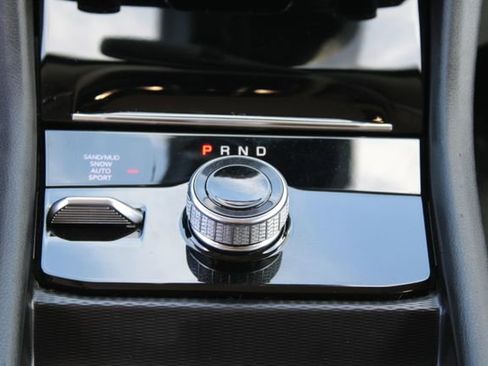 Used 2023 Jeep Grand Cherokee L Limited image 19