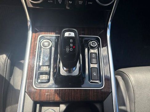 Used 2020 Jaguar XE S AWD/4WD image 24