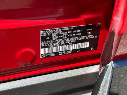 Used 2024 Toyota RAV4 SE w/ Weather & Moonroof Package AWD/4WD image 28