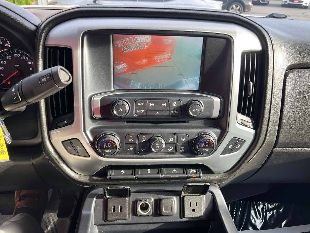 Used 2018 GMC Sierra 1500 SLT w/ Max Trailering Package AWD/4WD image 11