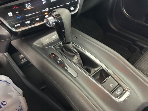 Used 2022 Honda HR-V EX image 26