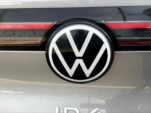 Used 2023 Volkswagen ID.4 Pro S image 25