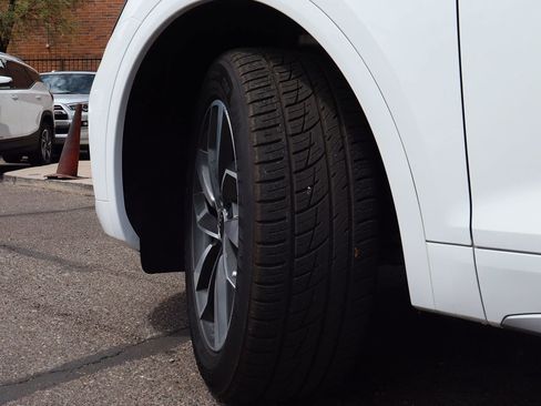 Used 2022 Audi Q5 2.0T Premium Plus image 6