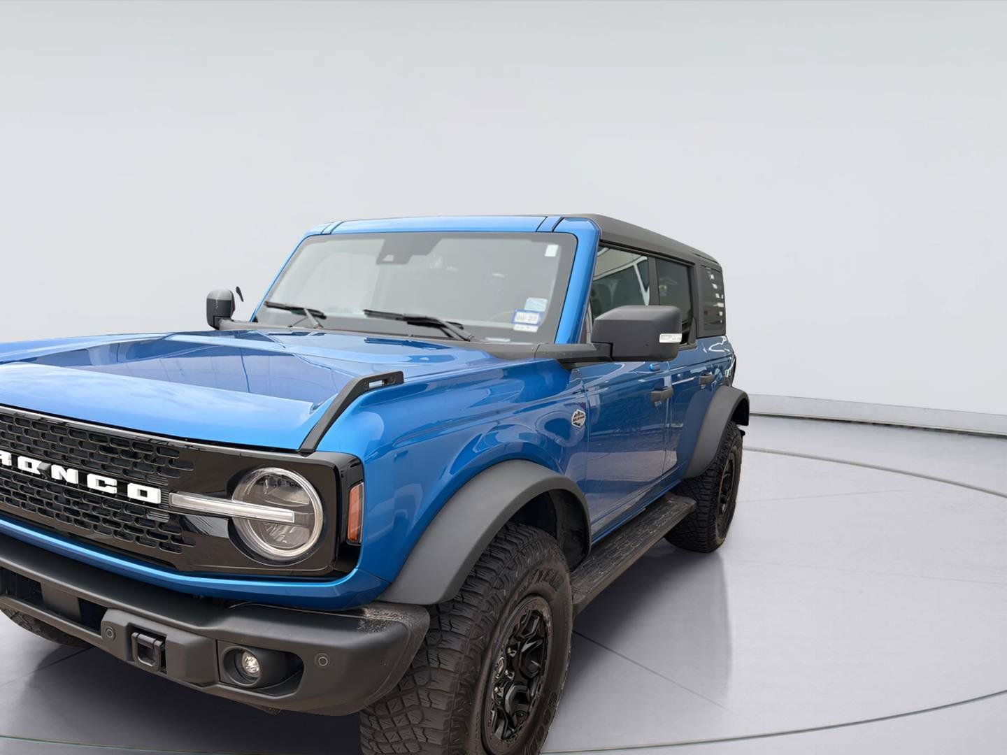 Used 2023 Ford Bronco Wildtrak AWD/4WD image 1