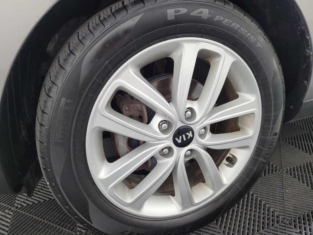 Used 2018 Kia Soul + FWD image 31