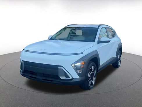 Used 2025 Hyundai Kona SEL image 7