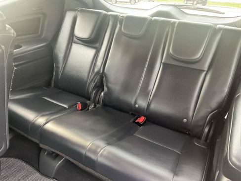 Used 2019 Subaru Ascent Limited AWD/4WD image 12
