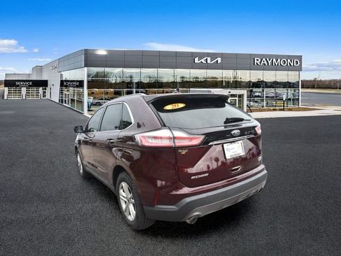 Used 2020 Ford Edge SEL w/ Convenience Package FWD image 5