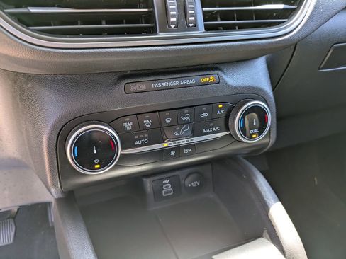 Used 2024 Ford Escape Active image 25