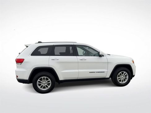 Used 2018 Jeep Grand Cherokee Laredo image 9