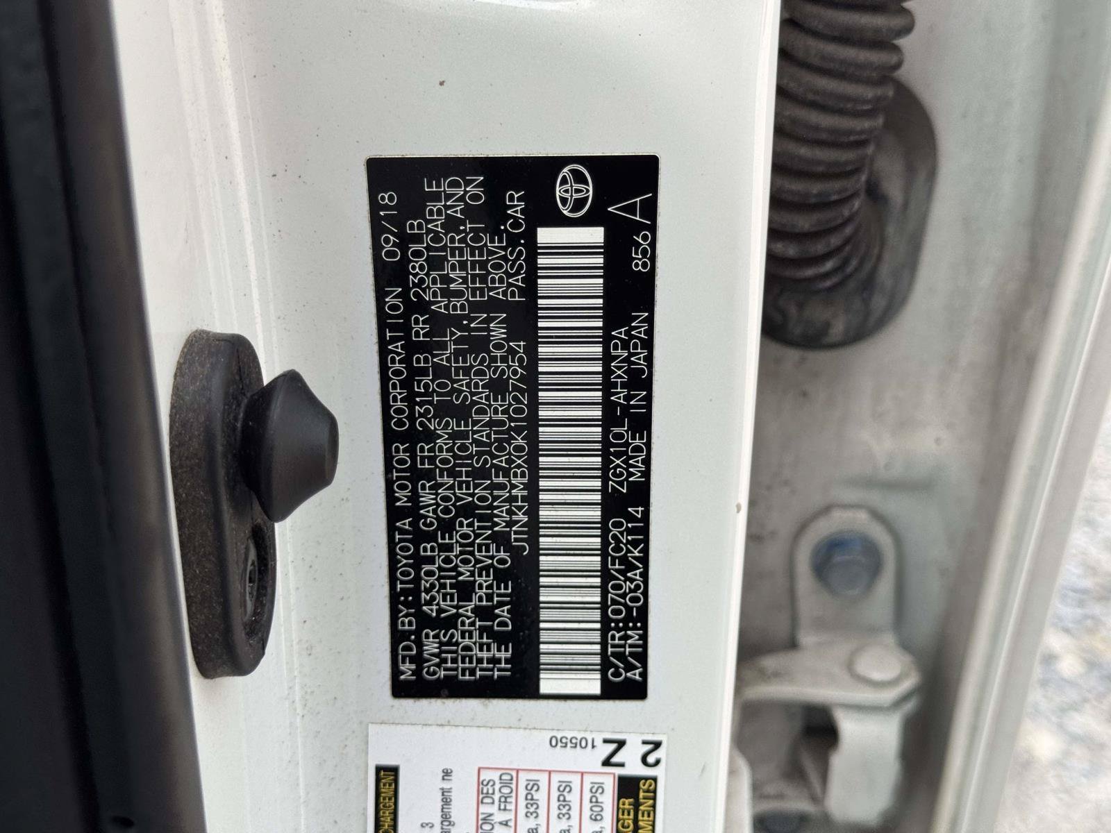 Used 2019 Toyota C-HR LE FWD image 29