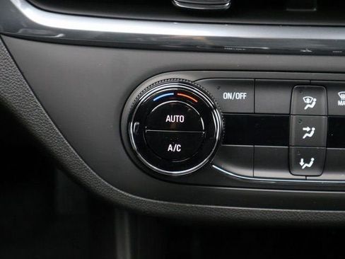 New 2026 Buick Envista Sport Touring w/ Convenience II Package FWD image 24