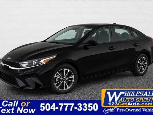 Used 2023 Kia Forte LXS FWD image 1