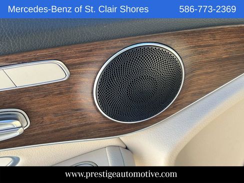 Used 2022 Mercedes-Benz GLC 300 4MATIC image 21