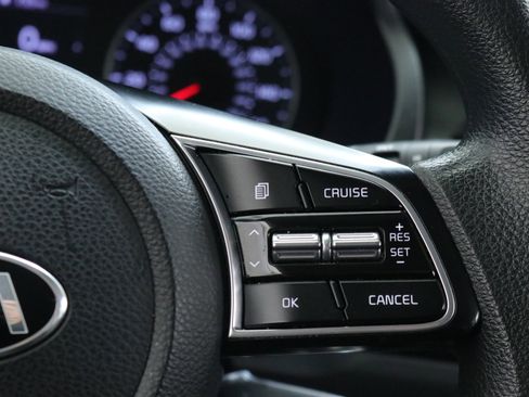 Used 2021 Kia Seltos LX image 14