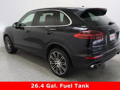 Used 2016 Porsche Cayenne image 9
