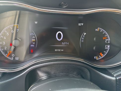 Used 2018 Jeep Grand Cherokee High Altitude image 15